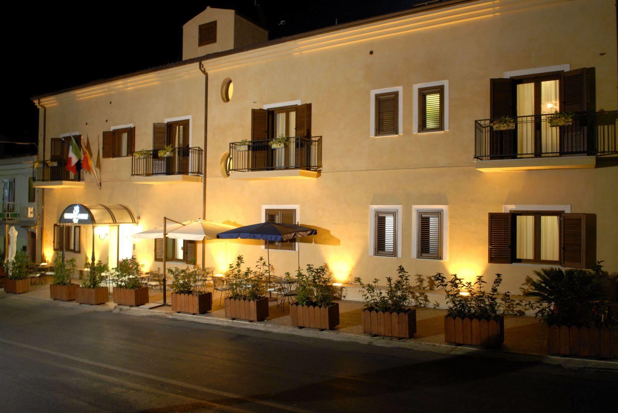 Hotel Paradiso Delle Madonie Castelbuono  Eksteriør bilde